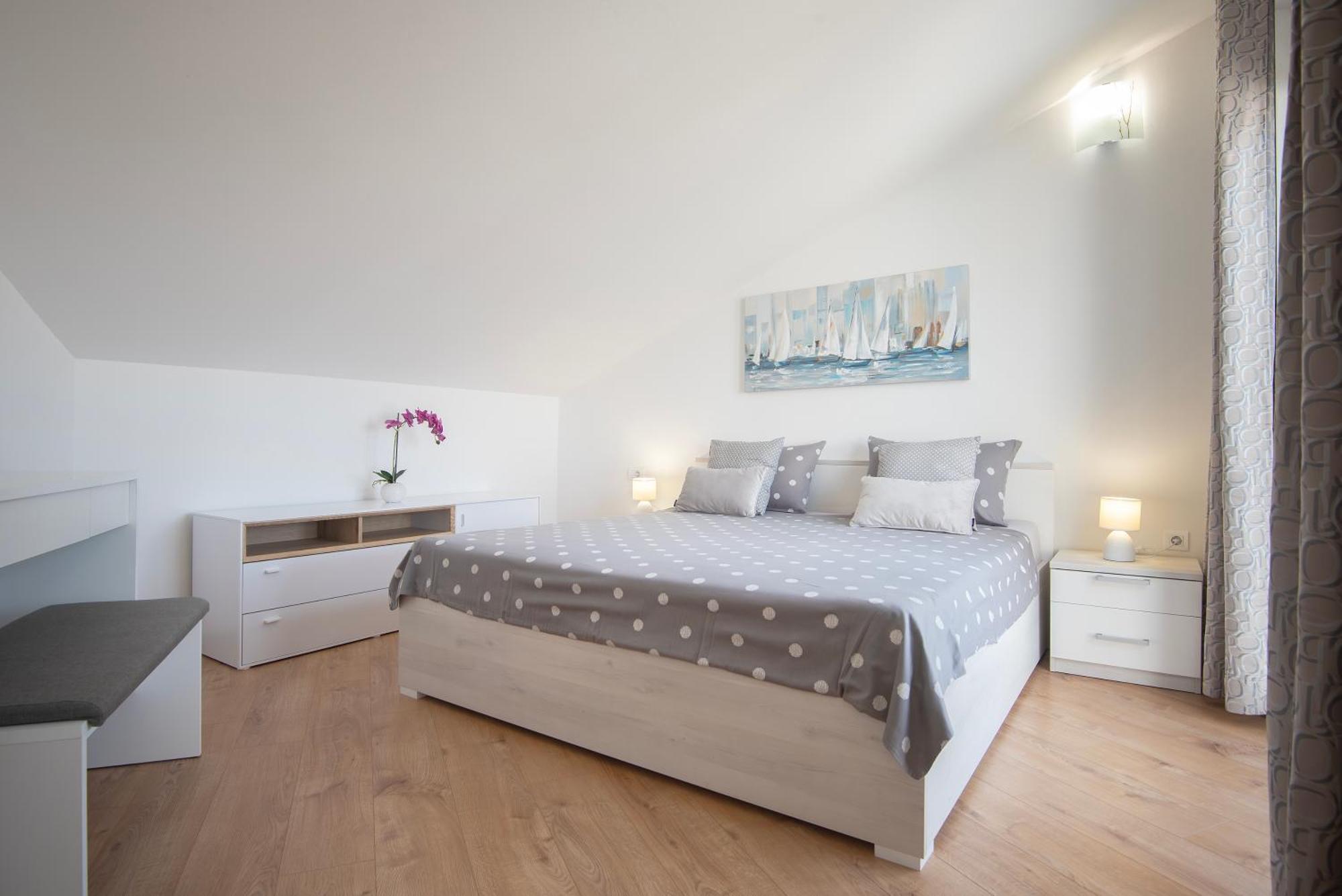 Apartment Klara Пьешчана-Увала Экстерьер фото